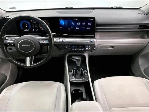 Used 2025 Hyundai Kona SEL FWD image 14