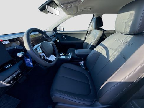 New 2026 Hyundai Ioniq 5 SEL image 15