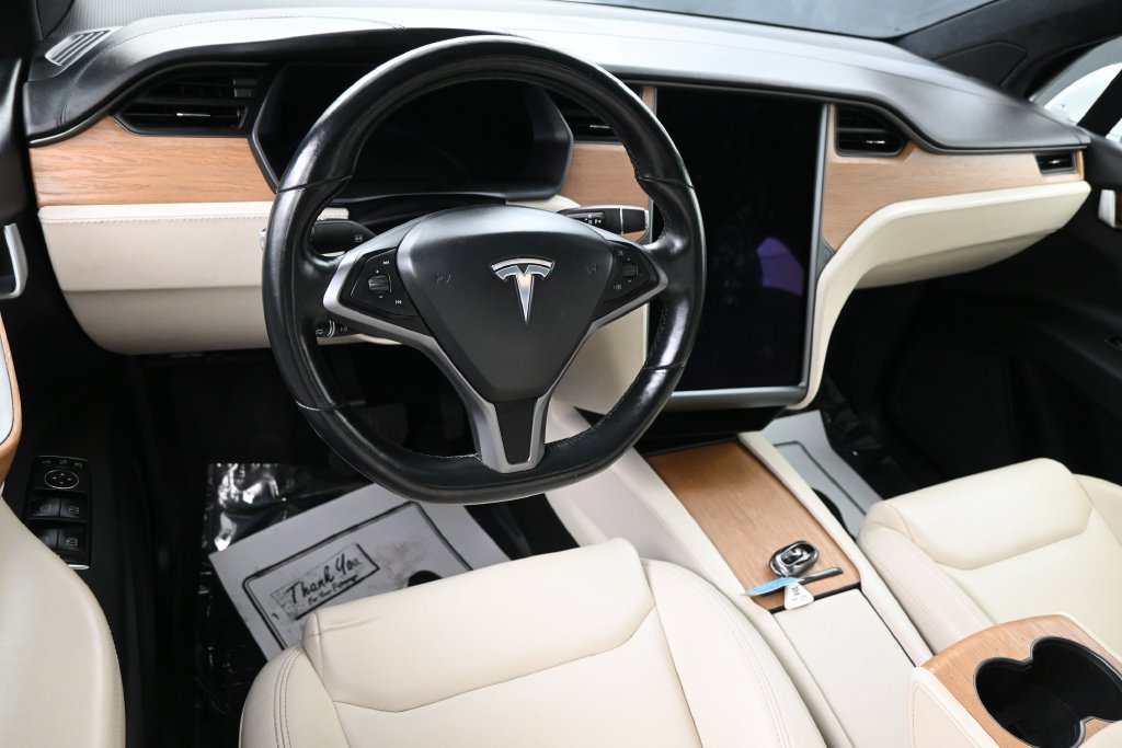 Used 2021 Tesla Model X Long Range AWD/4WD image 22