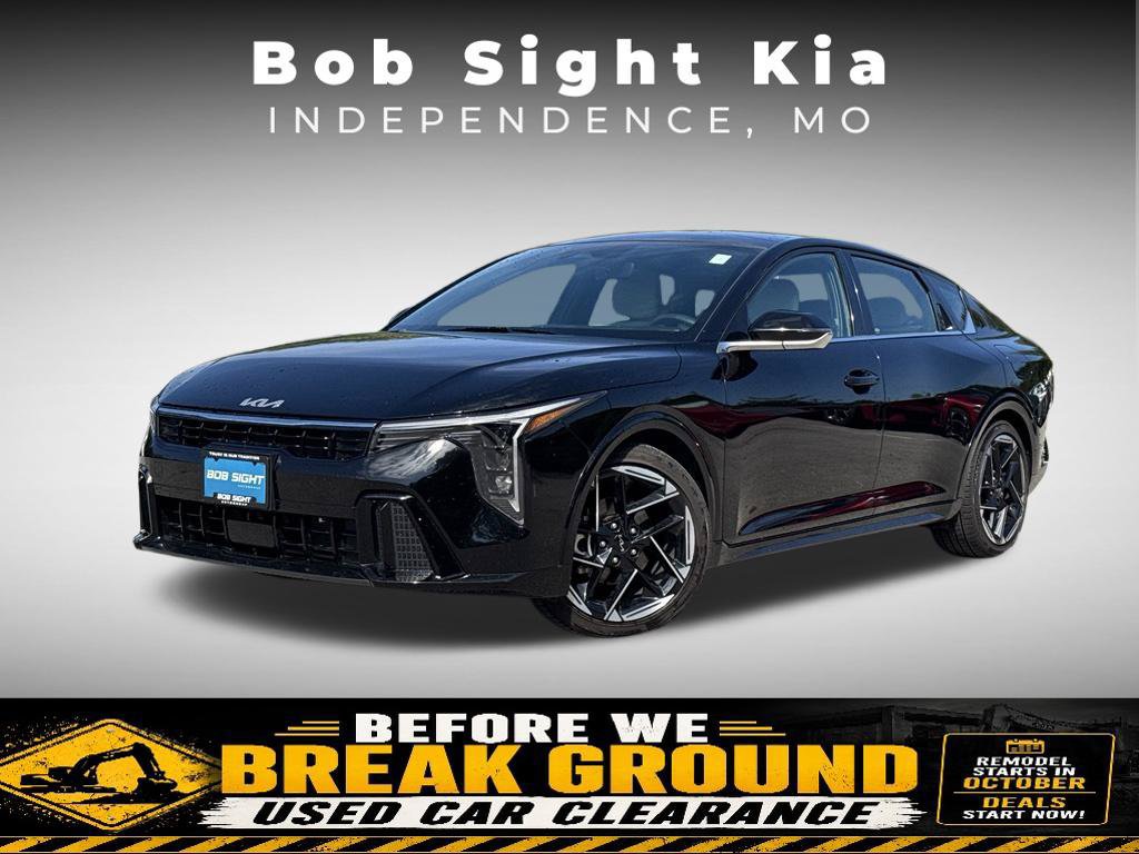 Used 2025 Kia K4 GT-Line w/ GT-Line Premium Package FWD image 1