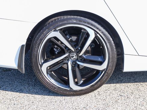 Used 2022 Honda Accord Sport image 11