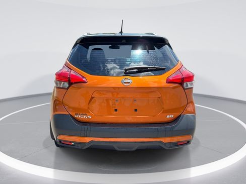 Used 2019 Nissan Kicks SR FWD image 7