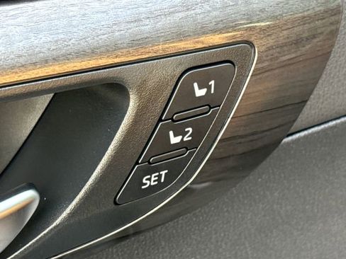 New 2026 Toyota Highlander Platinum AWD/4WD image 23