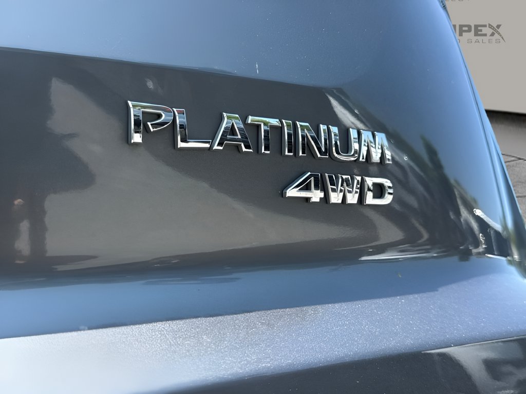 Used 2023 Nissan Pathfinder Platinum AWD/4WD image 37
