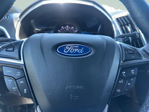 Used 2021 Ford Edge Titanium w/ Equipment Group 301A AWD/4WD image 26