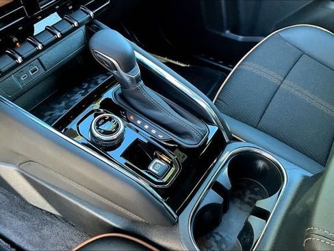 New 2025 GMC Canyon AT4 w/ Nightfall Edition image 8