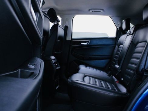 Used 2024 Ford Edge SEL image 19