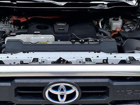 Used 2022 Toyota Tundra Limited w/ TRD Off-Road Package AWD/4WD image 29