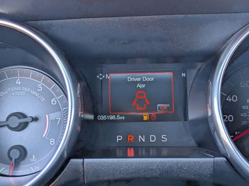 Used 2019 Ford Mustang Coupe image 28