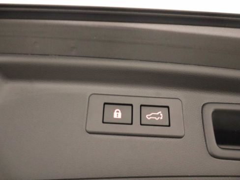 Used 2022 Subaru Forester Touring w/ Popular Package #3 AWD/4WD image 19
