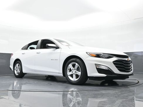 Used 2024 Chevrolet Malibu LS image 57