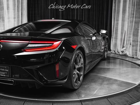 Used 2017 Acura NSX AWD/4WD image 29