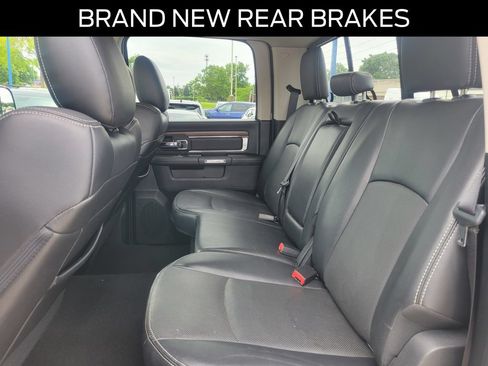Used 2017 RAM 1500 Laramie AWD/4WD image 11