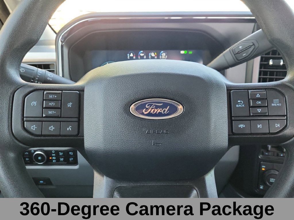 Used 2025 Ford F250 XLT w/ Black Appearance Package AWD/4WD image 9