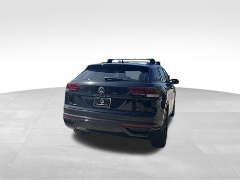 Certified 2023 Volkswagen Atlas Cross Sport SEL R-Line AWD/4WD image 5