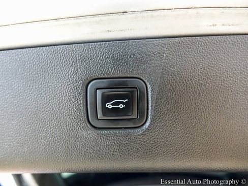 Used 2022 Chevrolet Blazer RS w/ Enhanced Convenience Package image 23