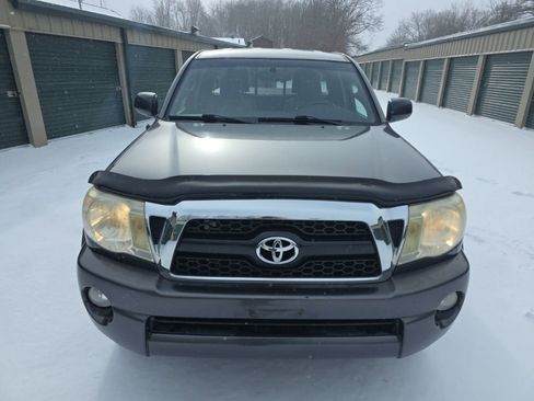 Used 2011 Toyota Tacoma 4x4 Access Cab V6 image 9