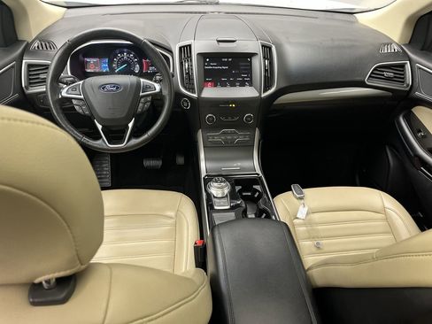 Used 2019 Ford Edge SEL w/ Equipment Group 201A image 4