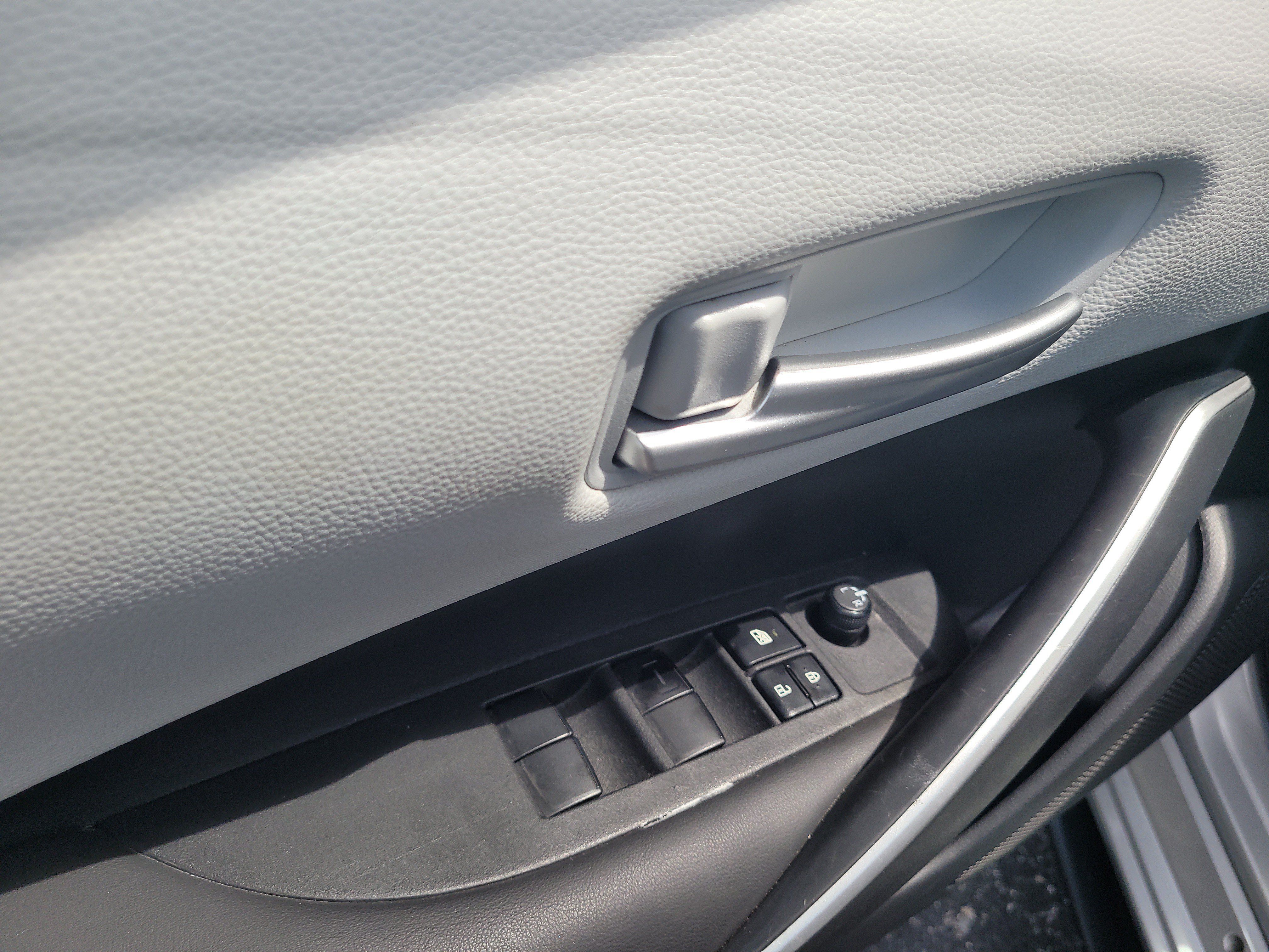 Certified 2023 Toyota Corolla SE FWD image 17