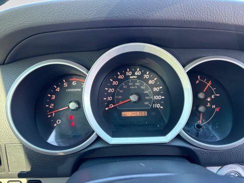 Used 2008 Toyota 4Runner SR5 AWD/4WD image 16