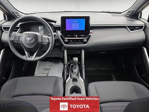 Certified 2025 Toyota Corolla Cross AWD Hybrid w/ Moonroof Package image 12