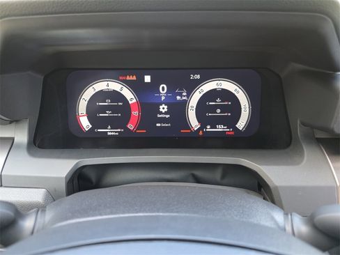 Certified 2025 Toyota Tacoma TRD Off-Road image 31