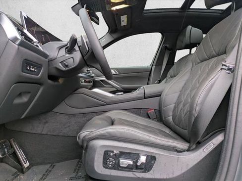 New 2026 BMW X6 xDrive40i image 4