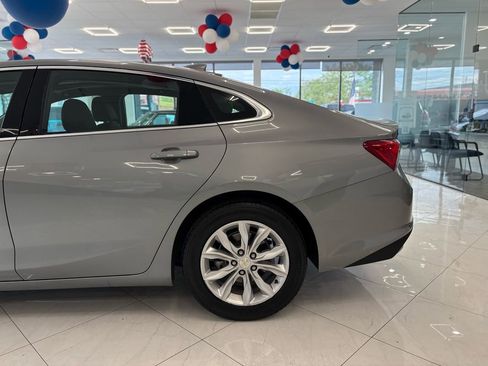 Used 2023 Chevrolet Malibu LT FWD image 7