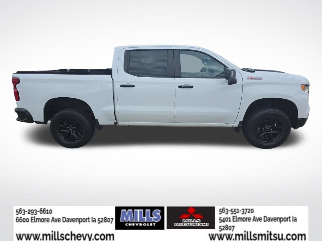 Used 2022 Chevrolet Silverado 1500 LT Trail Boss w/ LT Trail Boss Premium Package AWD/4WD image 6