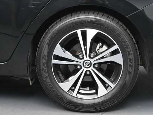 Certified 2022 Nissan Sentra SV image 19