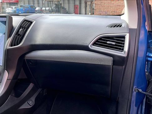Used 2021 Ford Edge SEL w/ Convenience Package AWD/4WD image 15