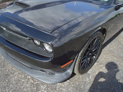 Used 2020 Dodge Challenger R/T RWD image 3