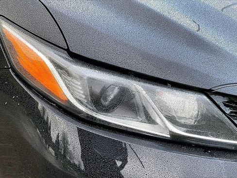 Used 2019 Toyota Camry LE image 27