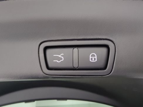 Used 2025 Alfa Romeo Stelvio Sprint AWD/4WD image 15