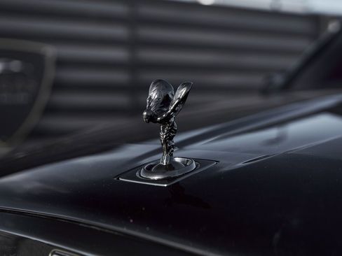 Used 2021 Rolls-Royce Cullinan Black Badge image 8