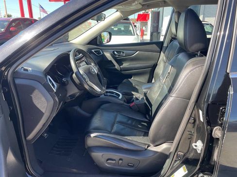 Used 2016 Nissan Rogue SL w/ SL Premium Package image 3