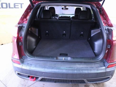 Used 2019 Jeep Cherokee Trailhawk w/ Comfort & Convenience Group image 13