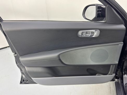 Used 2023 Hyundai Ioniq 6 SEL image 40