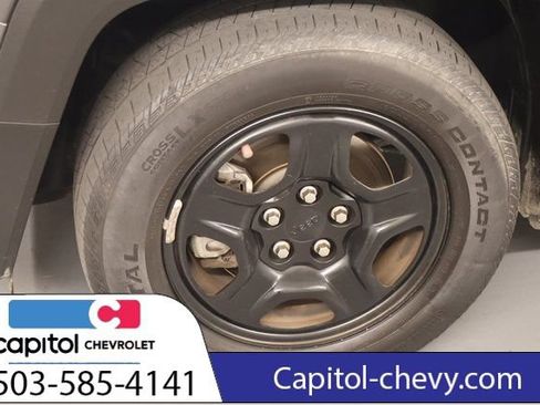 Used 2020 Jeep Renegade Sport FWD image 9