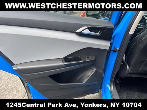 Used 2023 Volkswagen Taos SEL AWD/4WD image 28