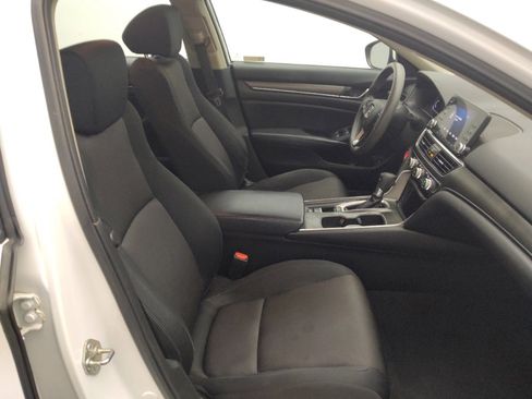 Used 2018 Honda Accord LX image 21