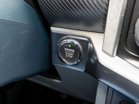 Used 2021 Ford F150 Limited image 38