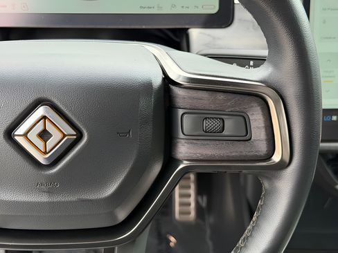Used 2022 Rivian R1T Adventure AWD/4WD image 85