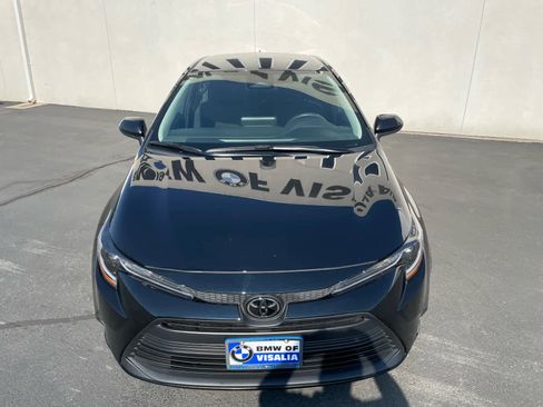 Used 2024 Toyota Corolla LE image 2