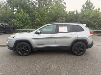 Used 2016 Jeep Cherokee Latitude w/ Cold Weather Group AWD/4WD video 2