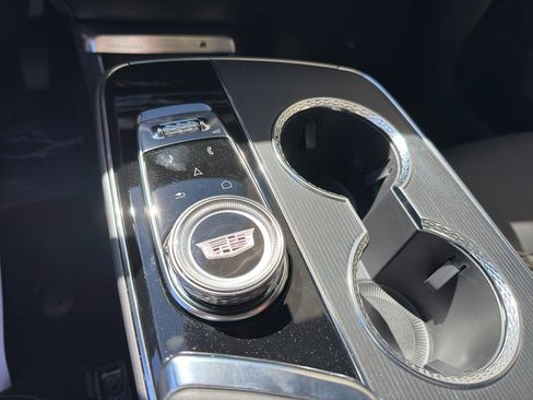 New 2026 Cadillac Lyriq Luxury image 17