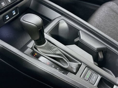 Used 2025 Honda Accord SE image 18