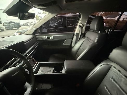 Used 2024 Hyundai Santa Fe Limited image 10