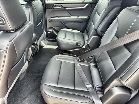 New 2026 GMC Acadia Elevation w/ Elevation Premium Package FWD image 16