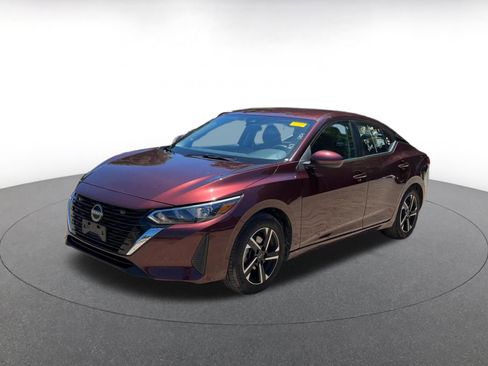 Used 2025 Nissan Sentra SV FWD image 8